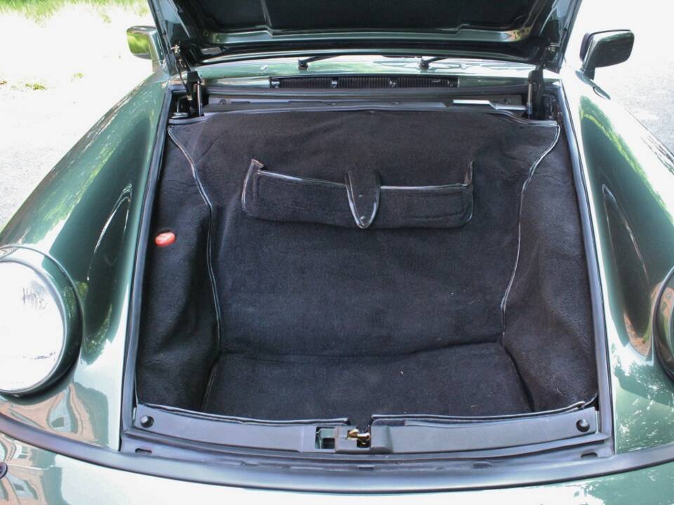 Bild 10/20 von Porsche 911 Carrera 4 (1991)