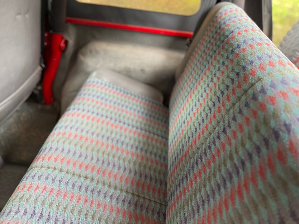 Image 26/31 of Jeep Wrangler Sport 2.5 (1996)