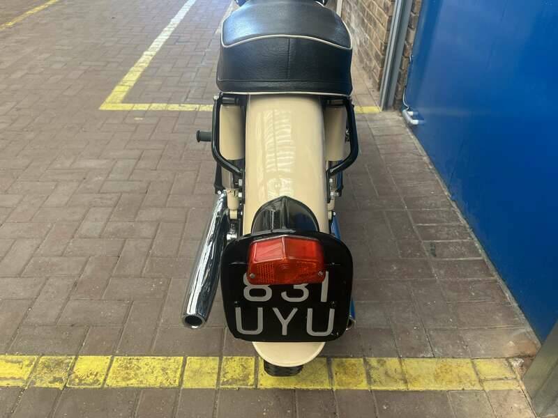 Image 14/19 of Norton DUMMY (1960)