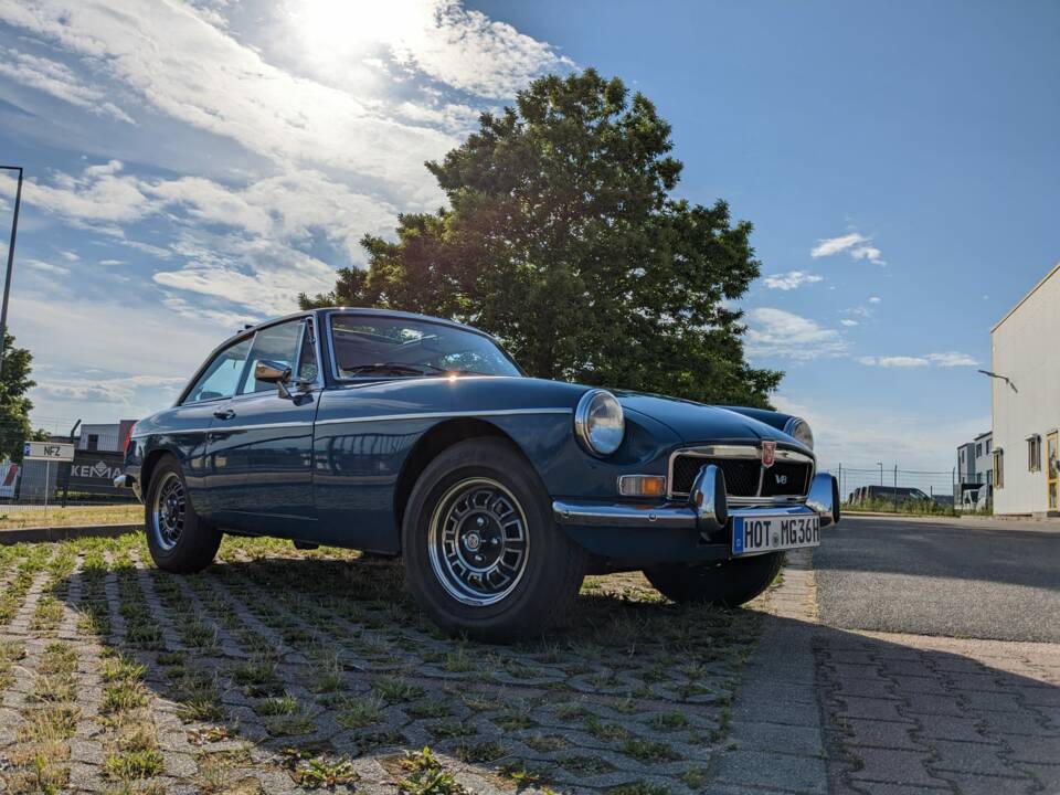 Image 39/40 of MG MGB GT V8 (1973)