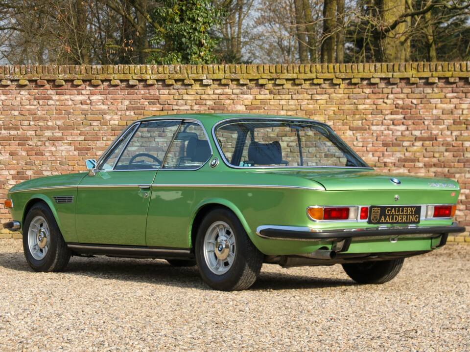 Image 2/50 of BMW 3.0 CSi (1973)