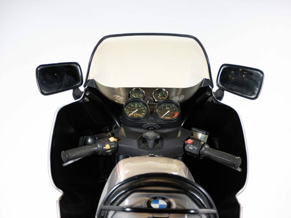 Bild 21/50 von BMW R 100 RS (1981)
