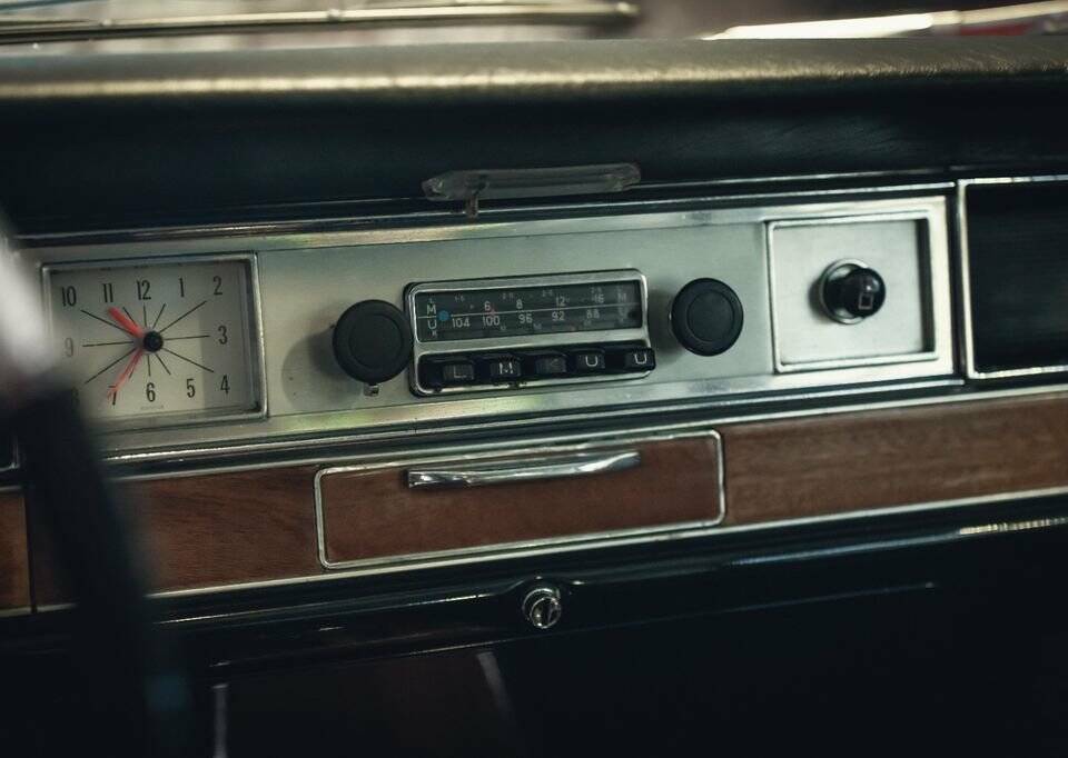 Image 10/15 of Opel Diplomat V8 5,4 (1965)