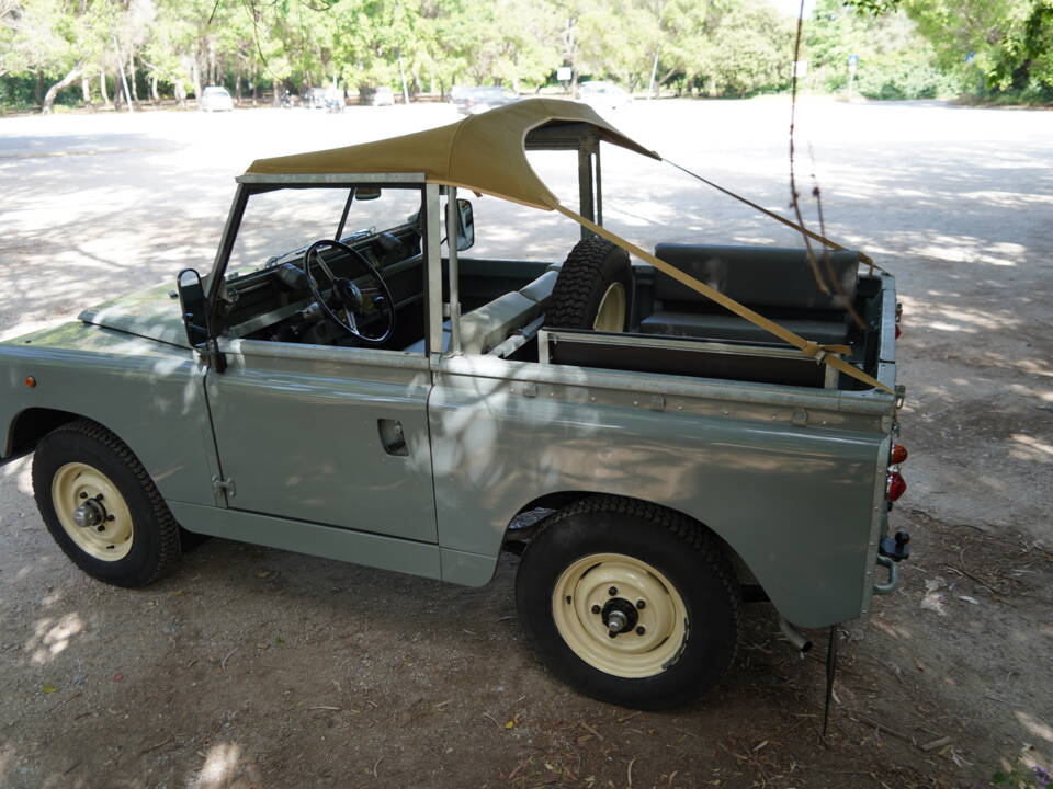 Bild 26/79 von Land Rover 88 (1963)