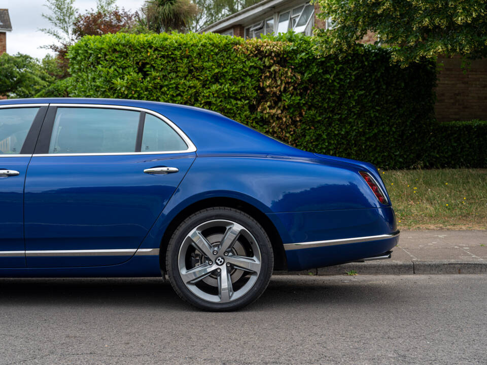 Bild 13/40 von Bentley Mulsanne Speed (2015)
