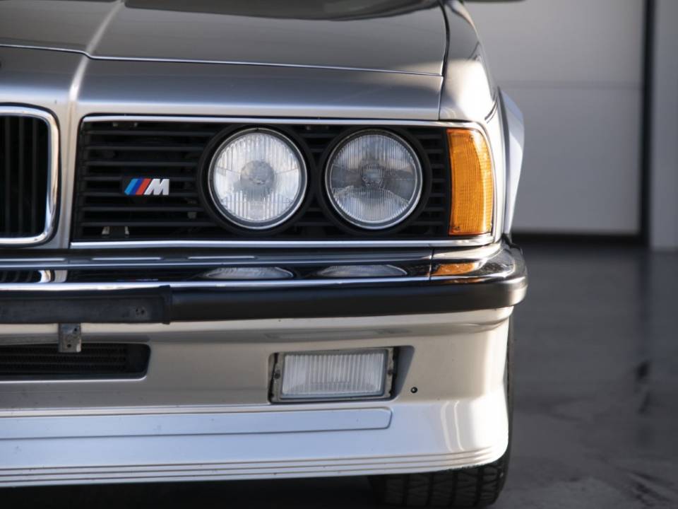 Bild 24/48 von BMW M 635 CSi (1985)
