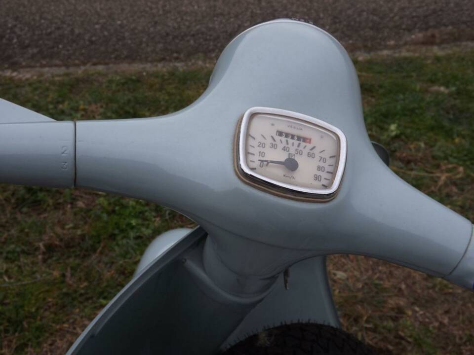 Immagine 16/50 di Piaggio Vespa 125 (1961)