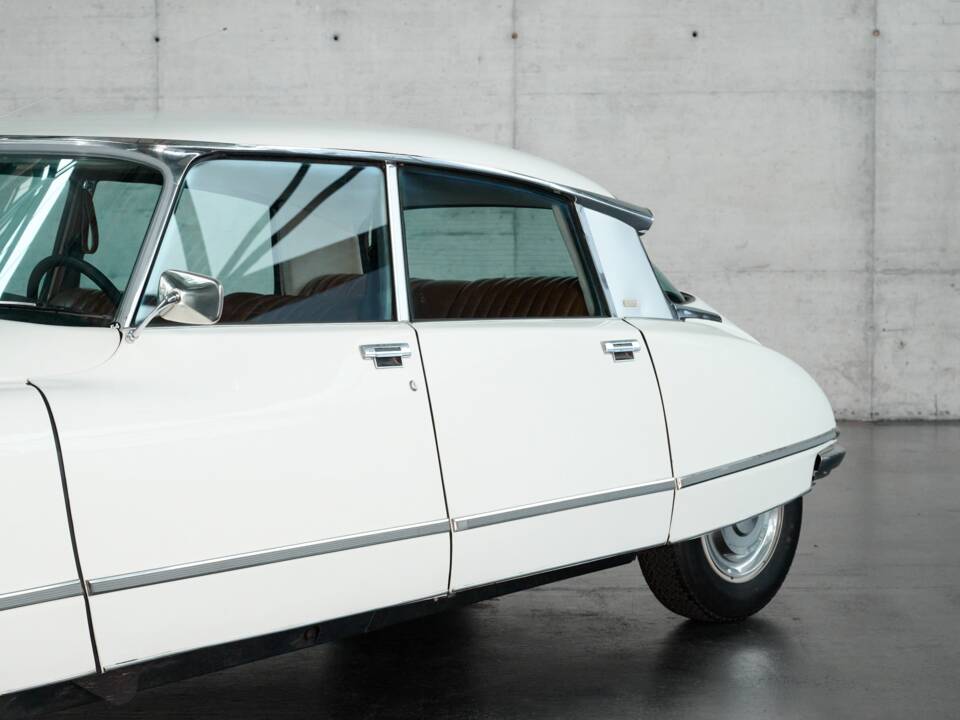 Bild 4/50 von Citroën DS 23 Pallas IE (1974)