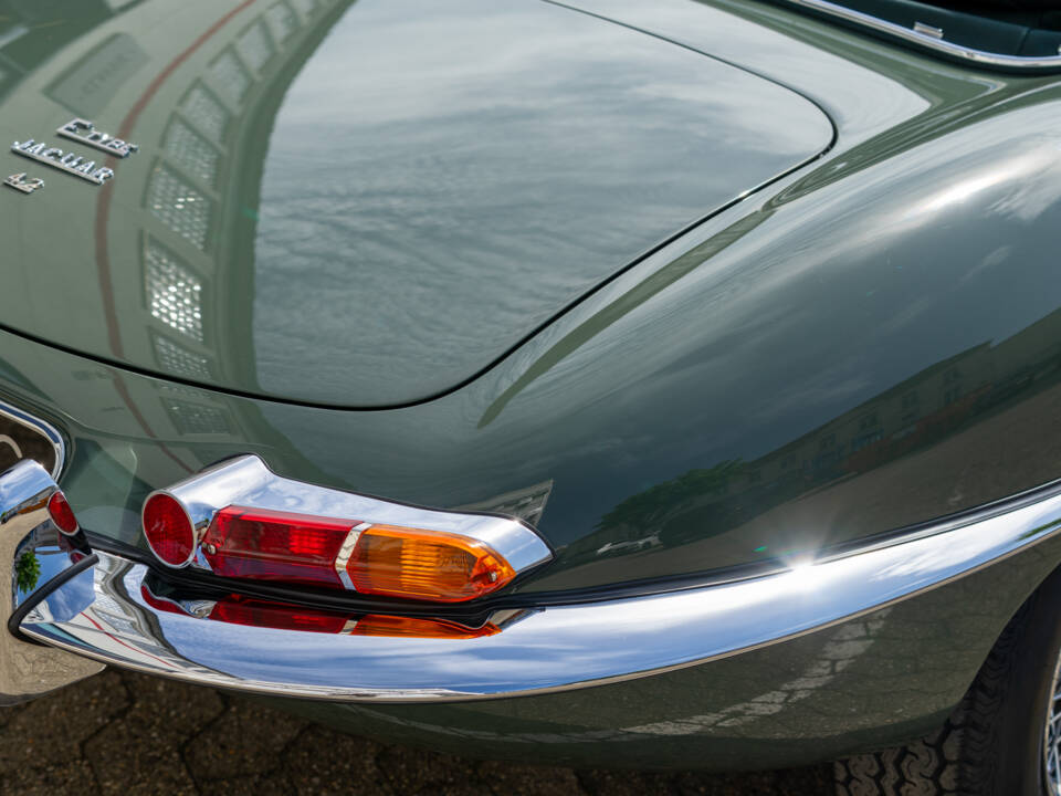 Afbeelding 11/33 van Jaguar E-Type 4.2 (1967)
