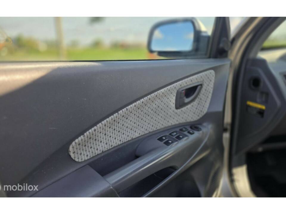Image 23/46 of Hyundai Tucson 2.0i 4WD (2005)