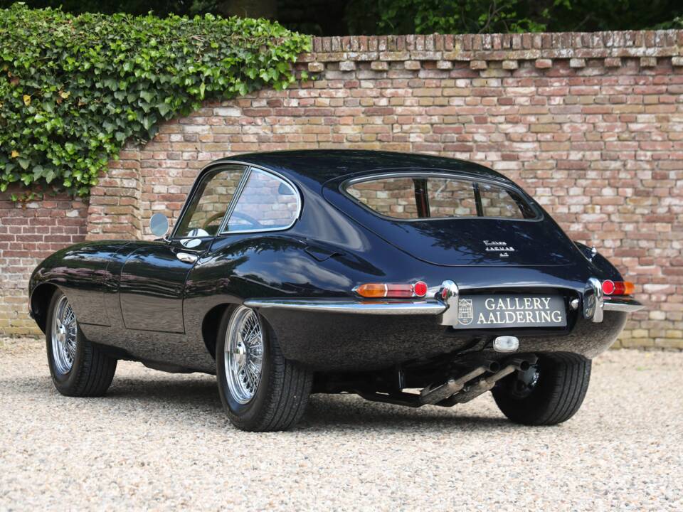 Imagen 25/50 de Jaguar E-Type 4.2 (1964)