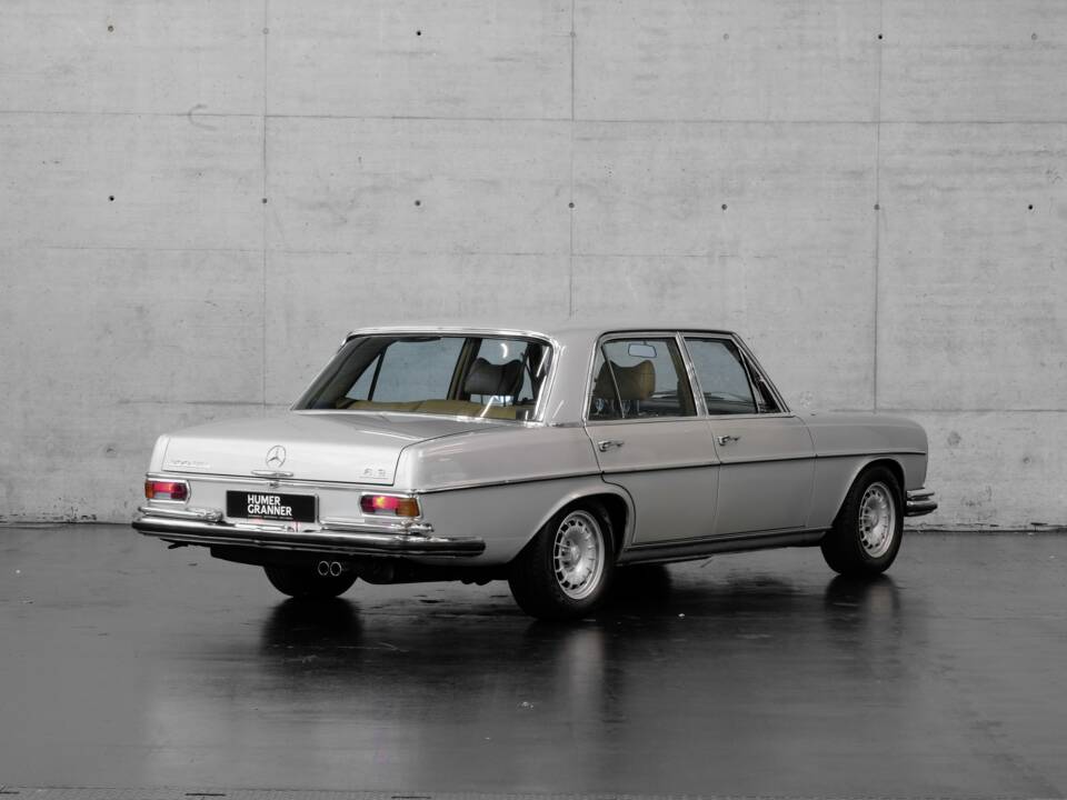 Immagine 9/50 di Mercedes-Benz 300 SEL 6.3 (1968)