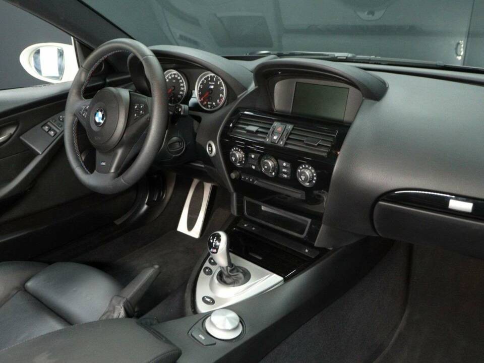Afbeelding 29/50 van BMW M6 (2006)