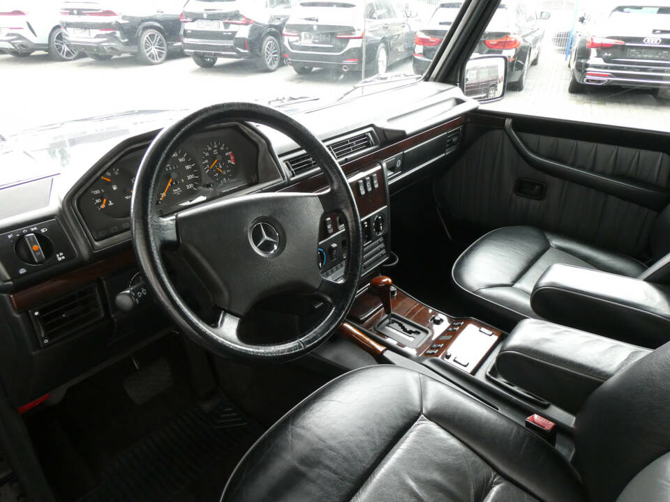 Image 7/23 of Mercedes-Benz 500 GE (1993)