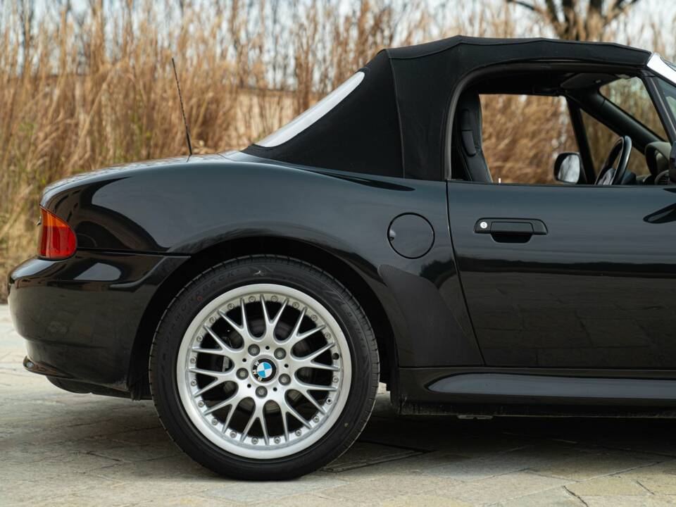 Bild 17/50 von BMW Z3 2.0 (1999)