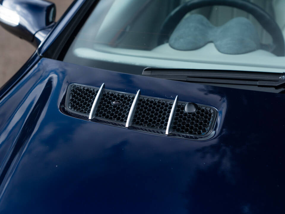 Image 55/60 of Mercedes-Benz SL 65 AMG (2004)