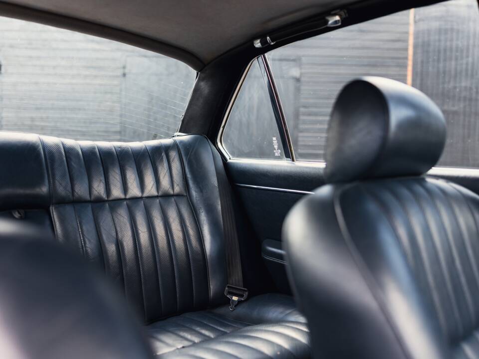 Imagen 27/50 de Jaguar XJ 6 4.2 (1982)
