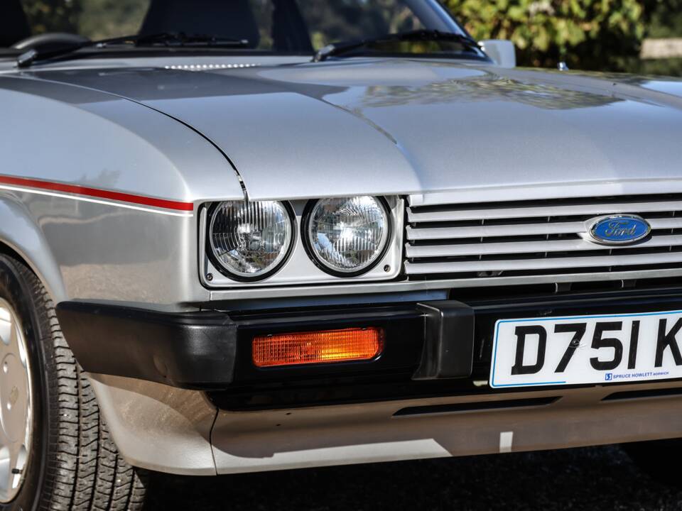 Image 27/50 of Ford Capri 2,8i (1987)