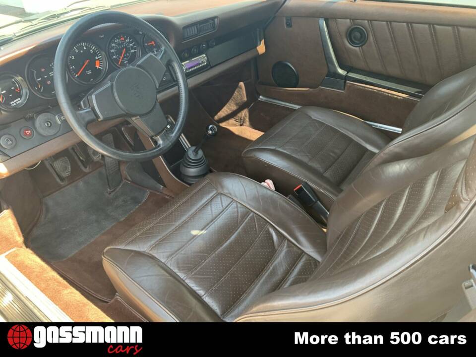 Image 11/15 of Porsche 911 SC 3.0 (1982)