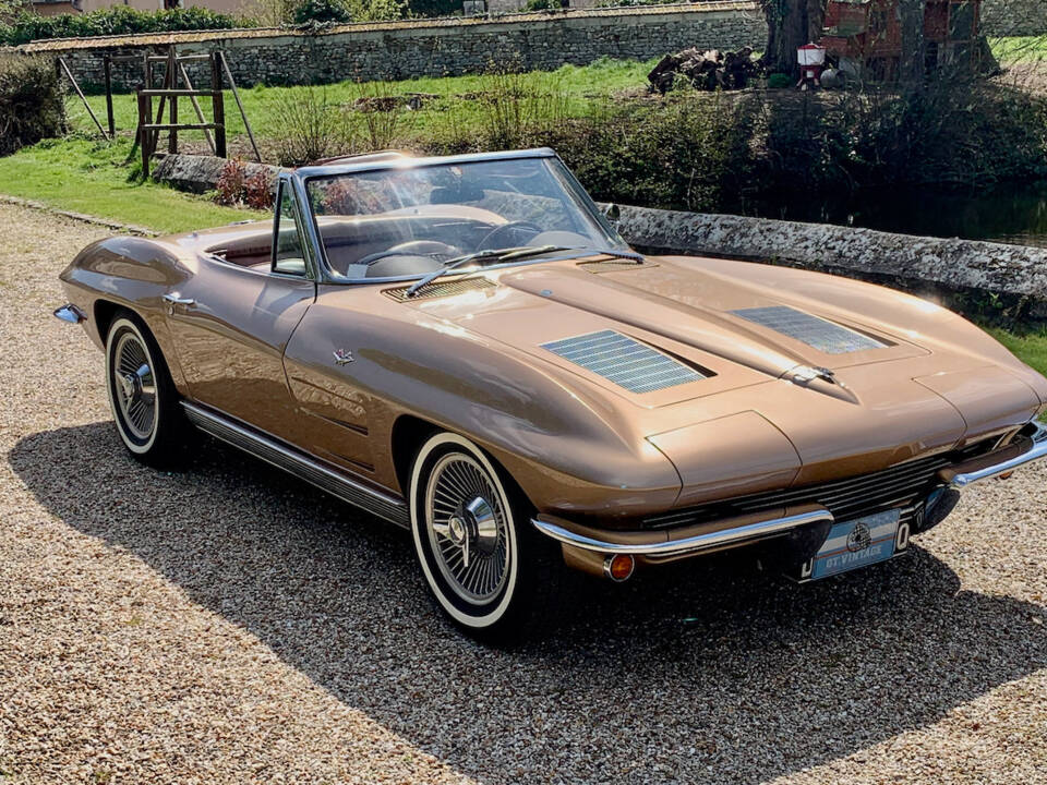 Image 2/80 of Chevrolet Corvette Sting Ray Convertible (1963)