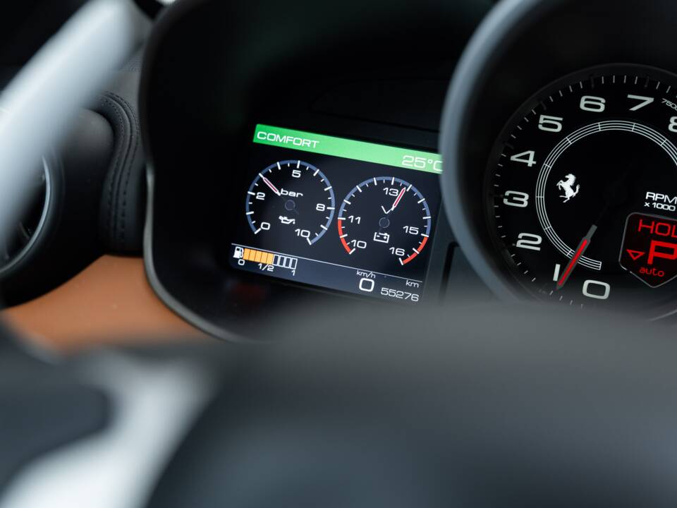 Image 19/47 of Ferrari FF (2015)