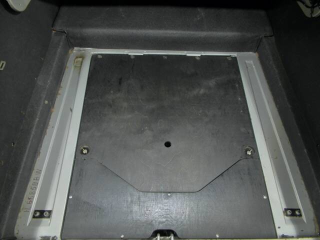 Image 42/60 of Jaguar XJ 6 4.2 (1972)