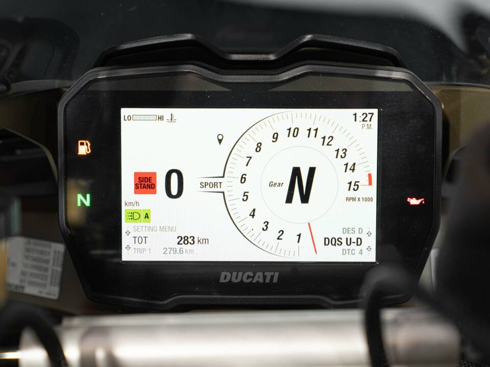 Bild 27/44 von Ducati DUMMY (2019)
