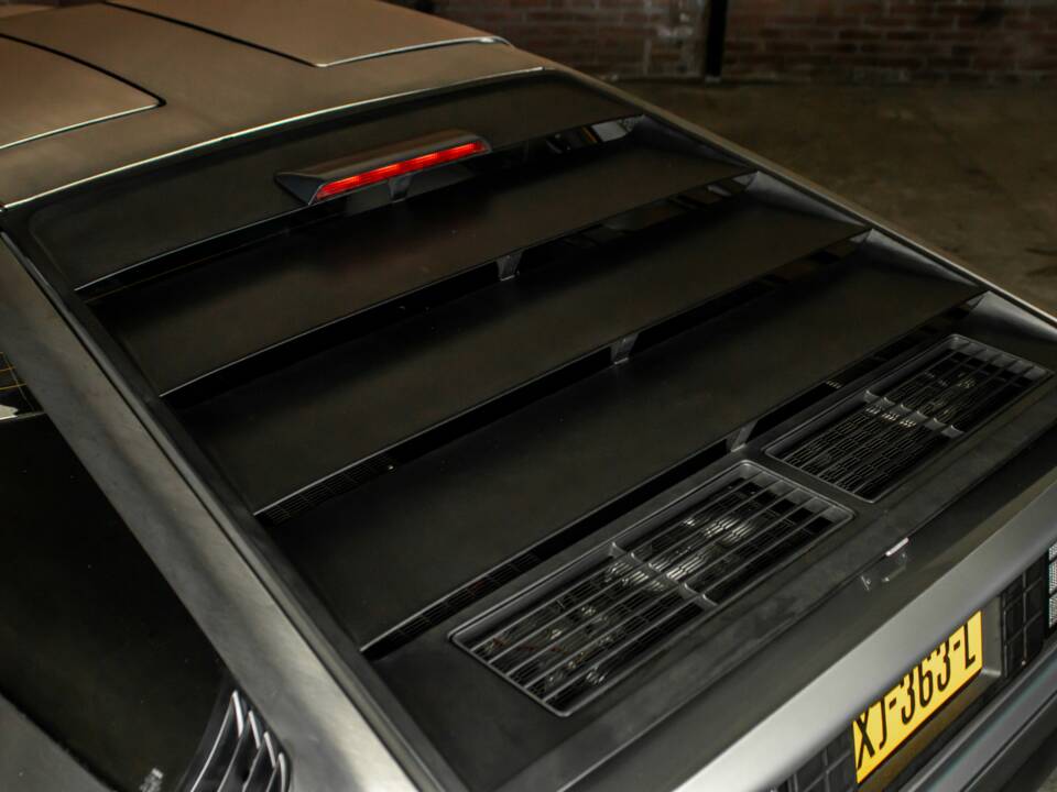 Image 25/66 of DeLorean DMC-12 (1981)