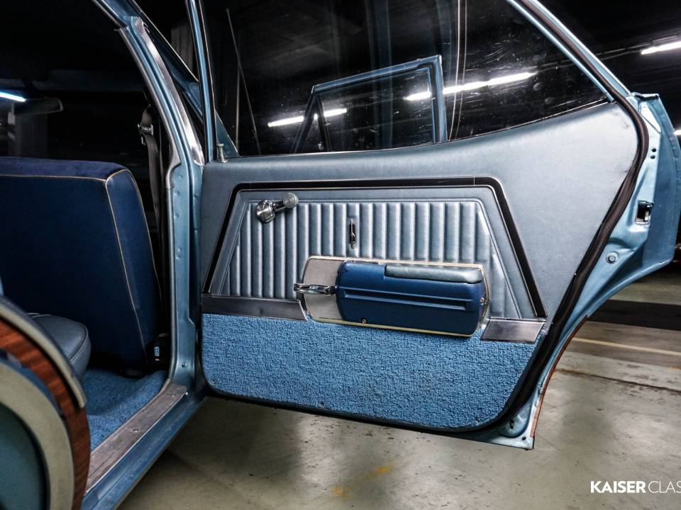 Image 40/50 de Oldsmobile Vista Cruiser (1968)