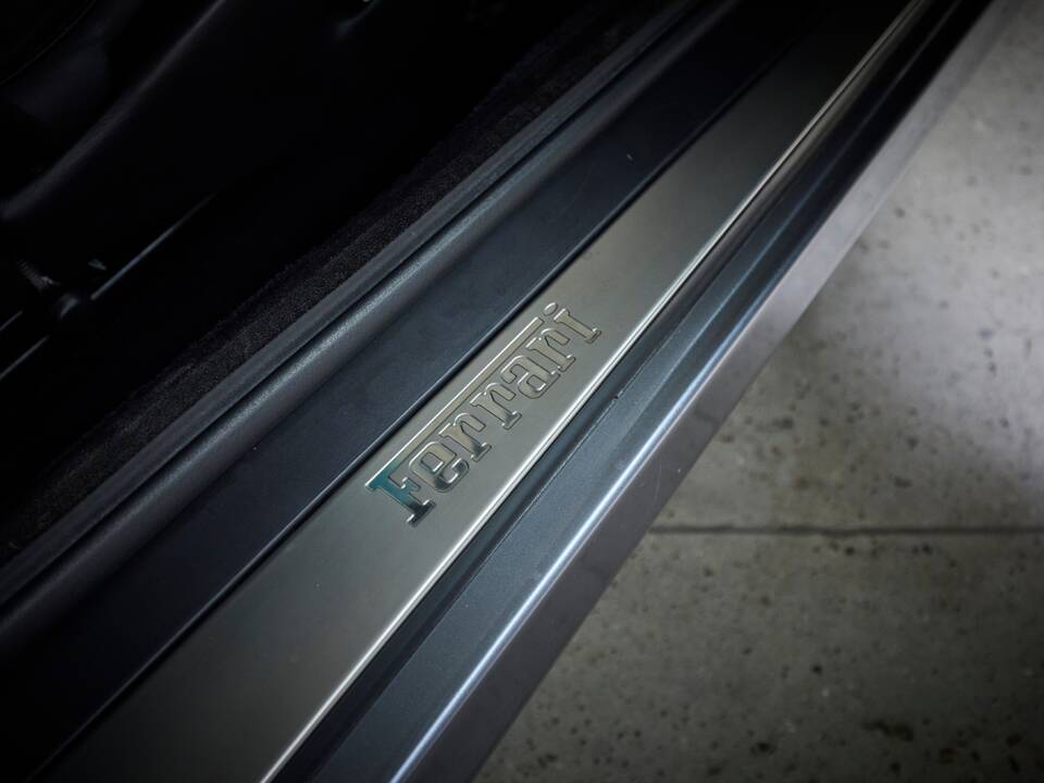 Bild 83/98 von Ferrari 550 Maranello (1998)