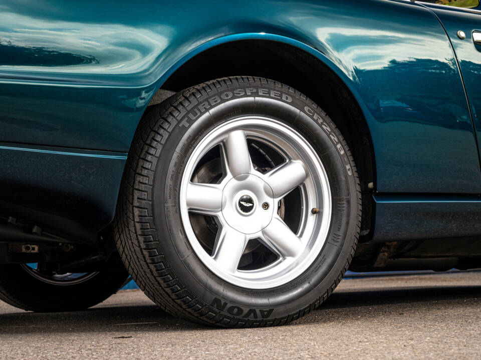 Bild 19/31 von Aston Martin Virage Volante (1995)