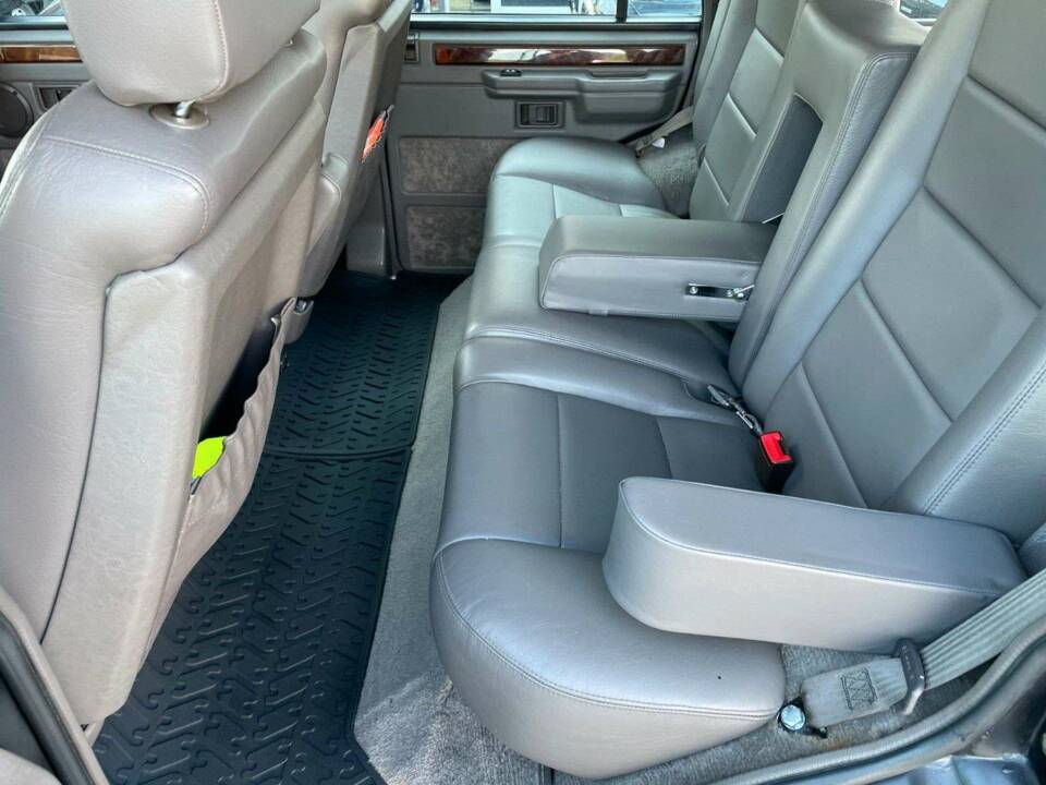 Image 13/20 de Land Rover 170 V Cabriolet B (1990)