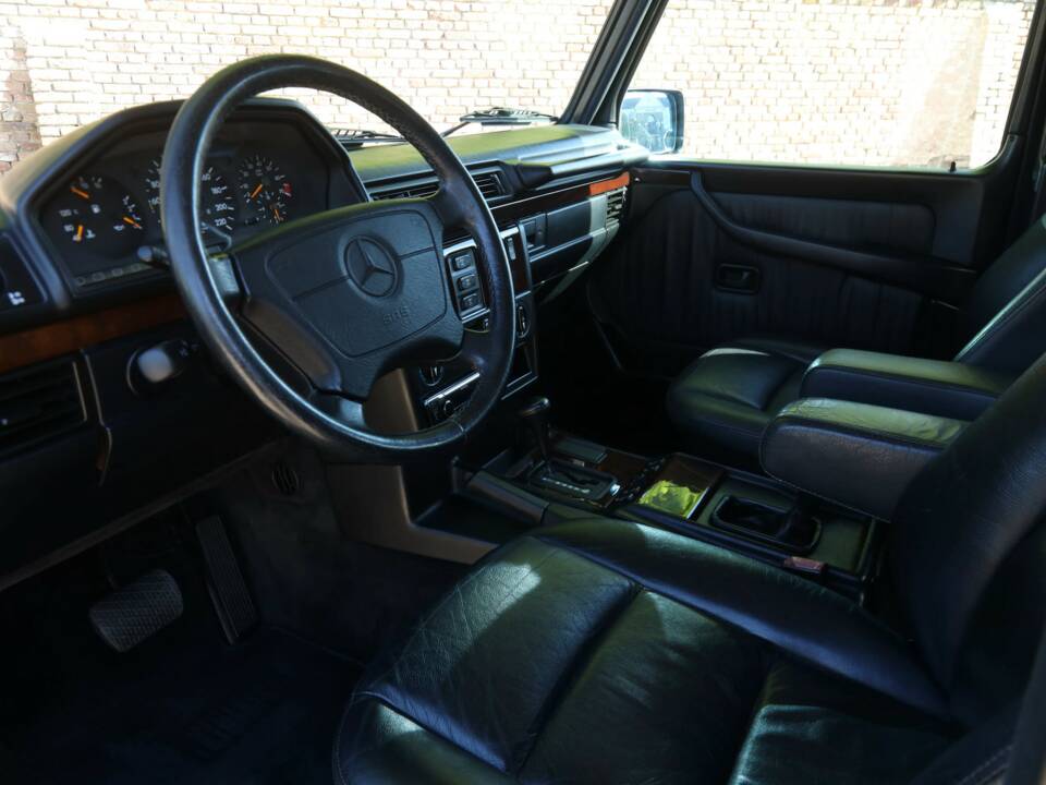 Immagine 20/50 di Mercedes-Benz G 320 (SWB) (1996)
