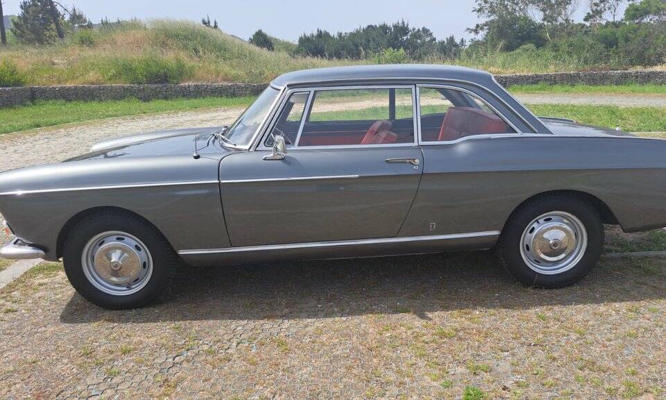 Afbeelding 6/8 van Peugeot 404 Coupé (1967)