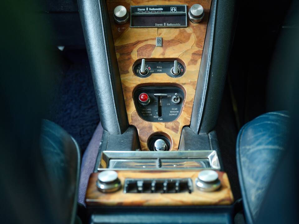 Image 44/46 of Rolls-Royce Silver Shadow I (1974)