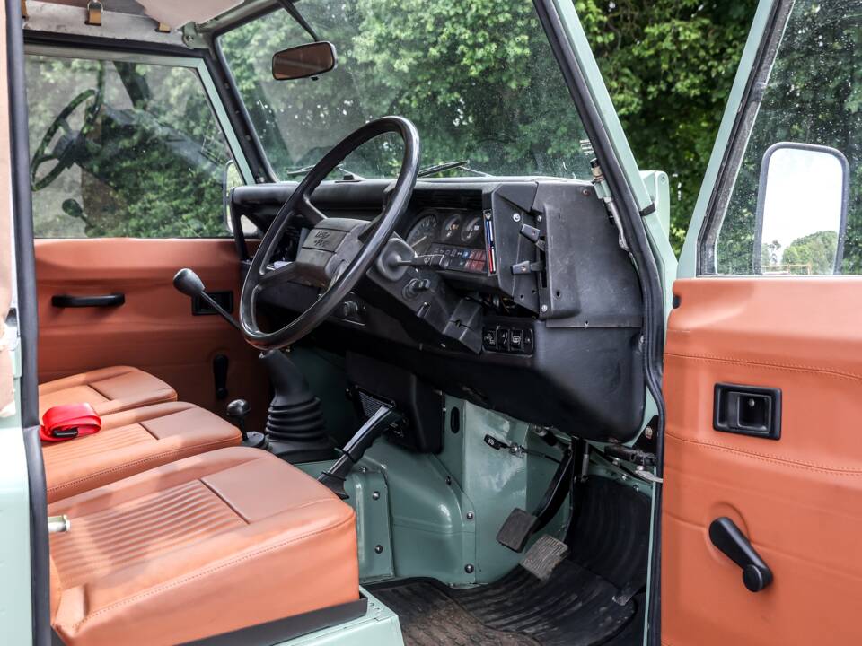 Afbeelding 4/36 van Land Rover 110 (1989)