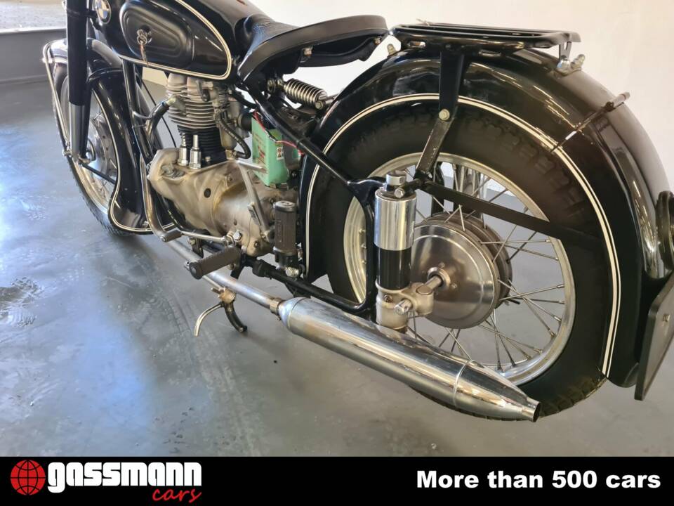 Image 9/13 de BMW DUMMY (1954)