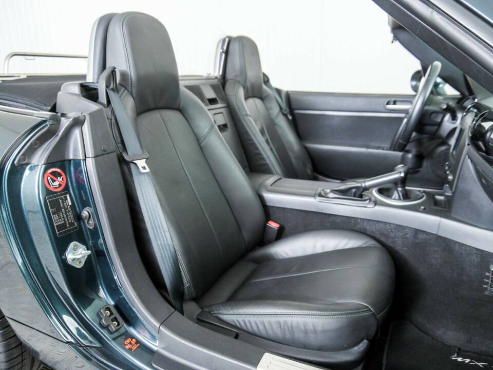 Image 26/48 of Mazda MX-5 1.8 (2006)