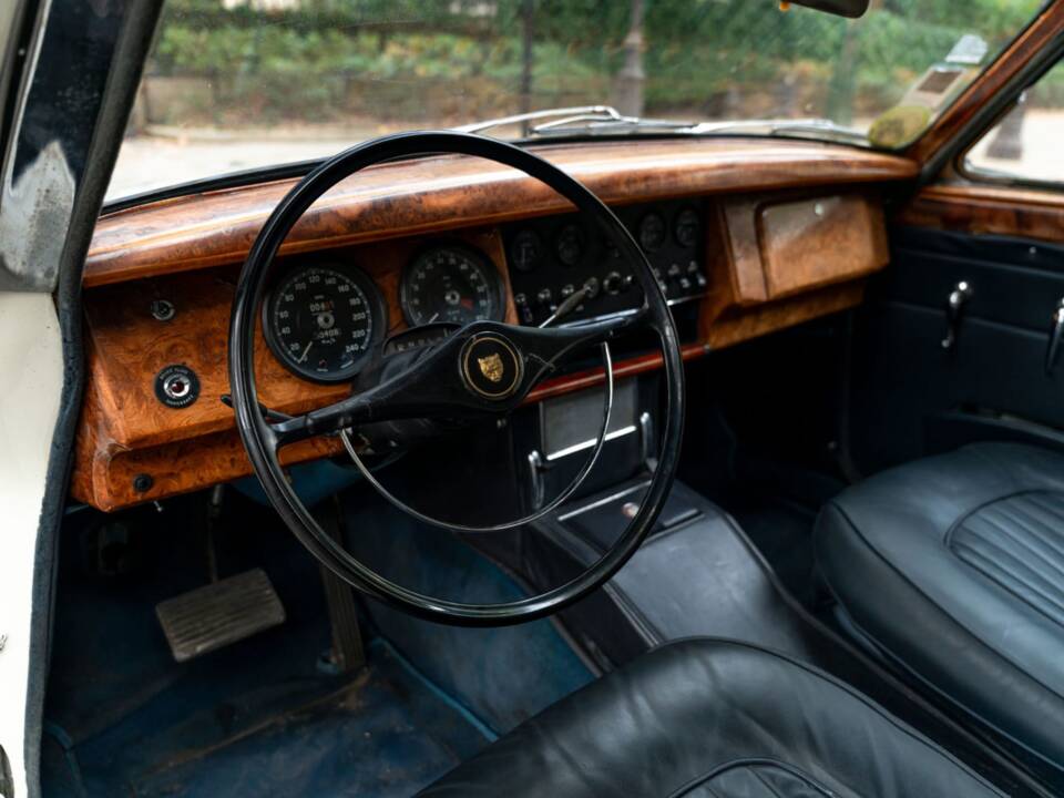 Image 9/15 de Jaguar Mk II 3.4 (1964)