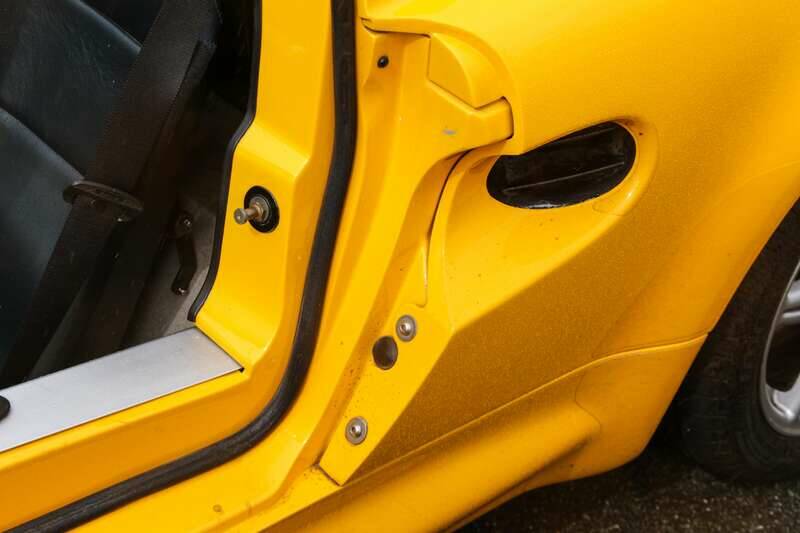 Image 43/50 of Lotus Elise 111 (1998)