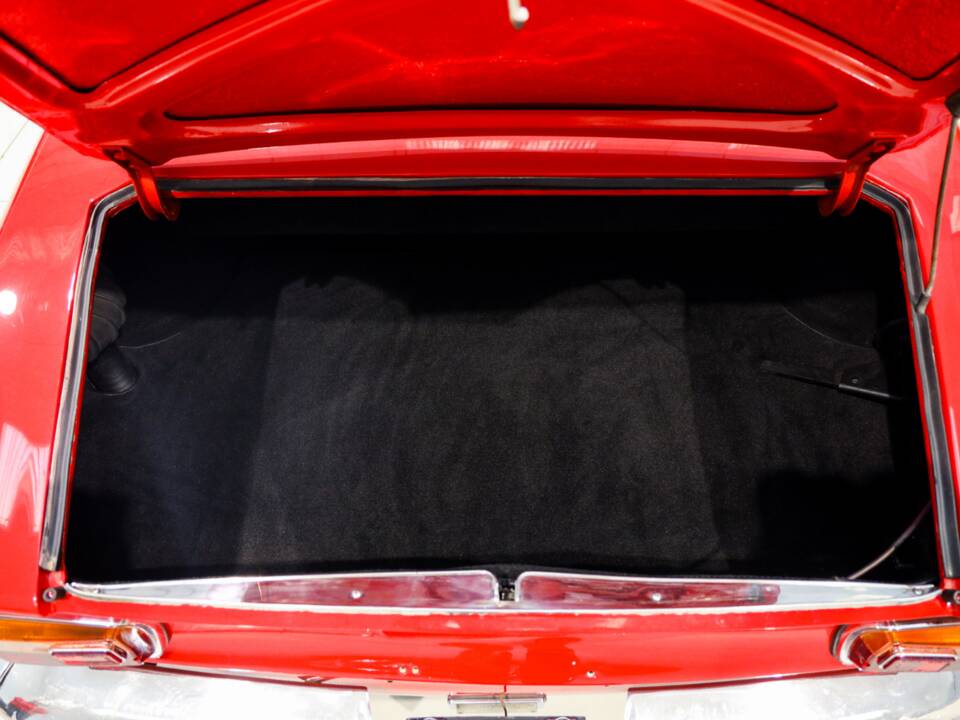 Image 55/58 of Alfa Romeo Giulia 1600 GTC (1965)