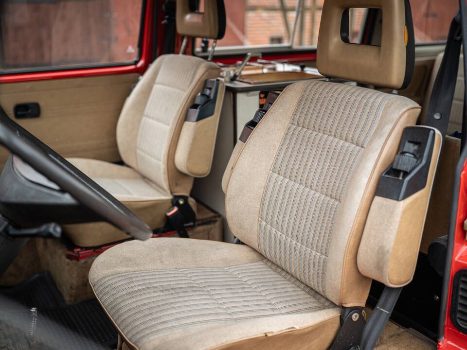 Bild 26/94 von Volkswagen T3 Transporter Syncro 2.1 (G-Kat) (1986)