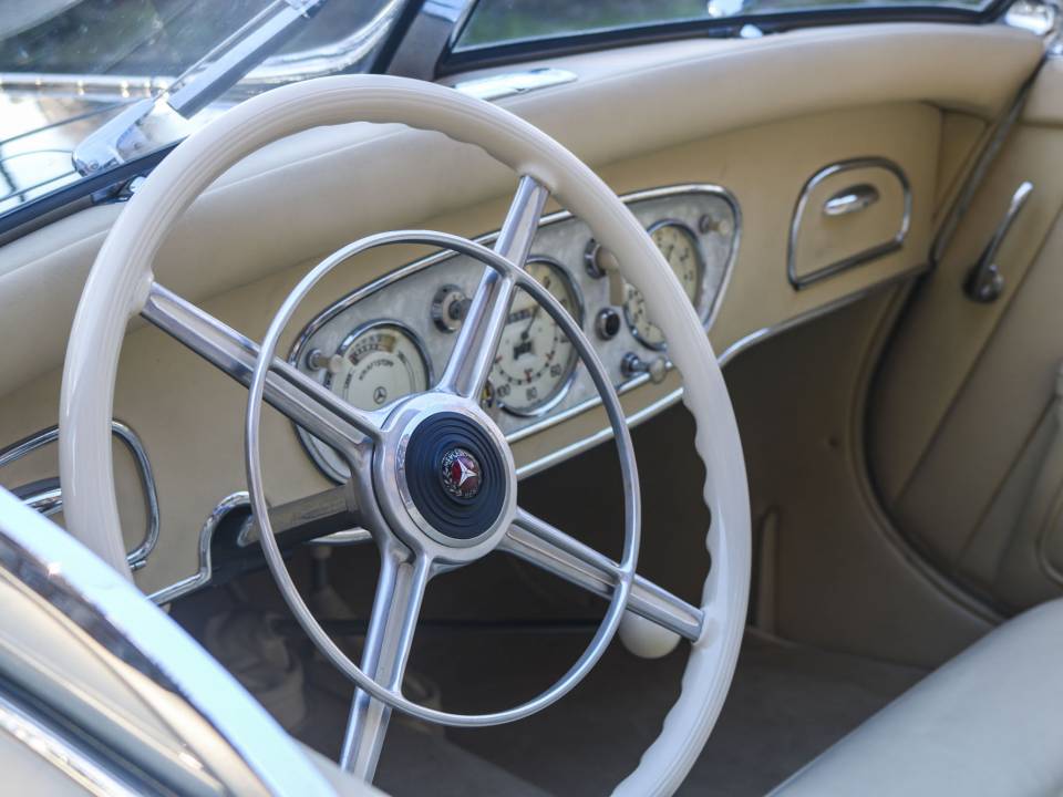 Bild 14/50 von Mercedes-Benz 290 Cabriolet B (1935)