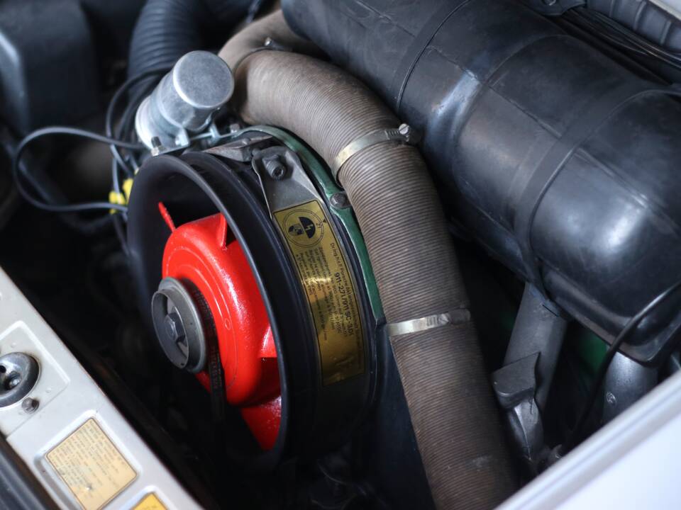 Afbeelding 33/36 van Porsche 911 2.7 (1976)