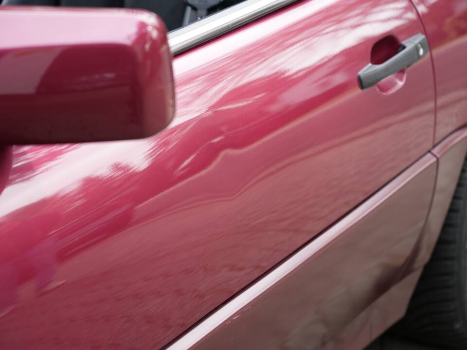 Image 32/95 of Mercedes-Benz 300 SL (1993)