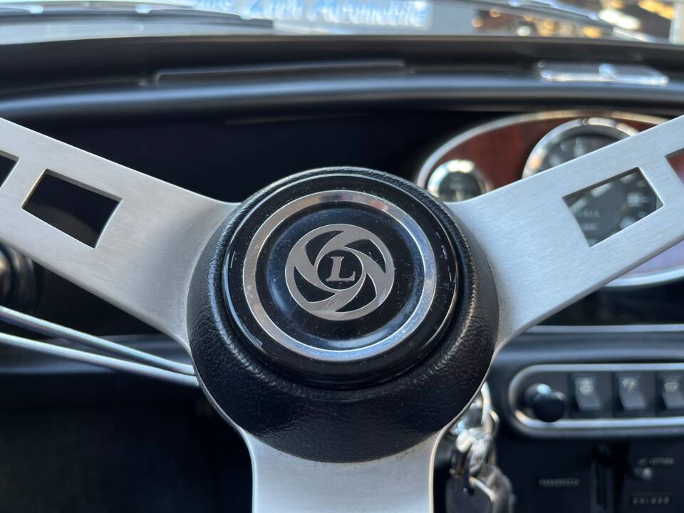 Bild 39/90 von Innocenti Mini 1001 Export (1975)
