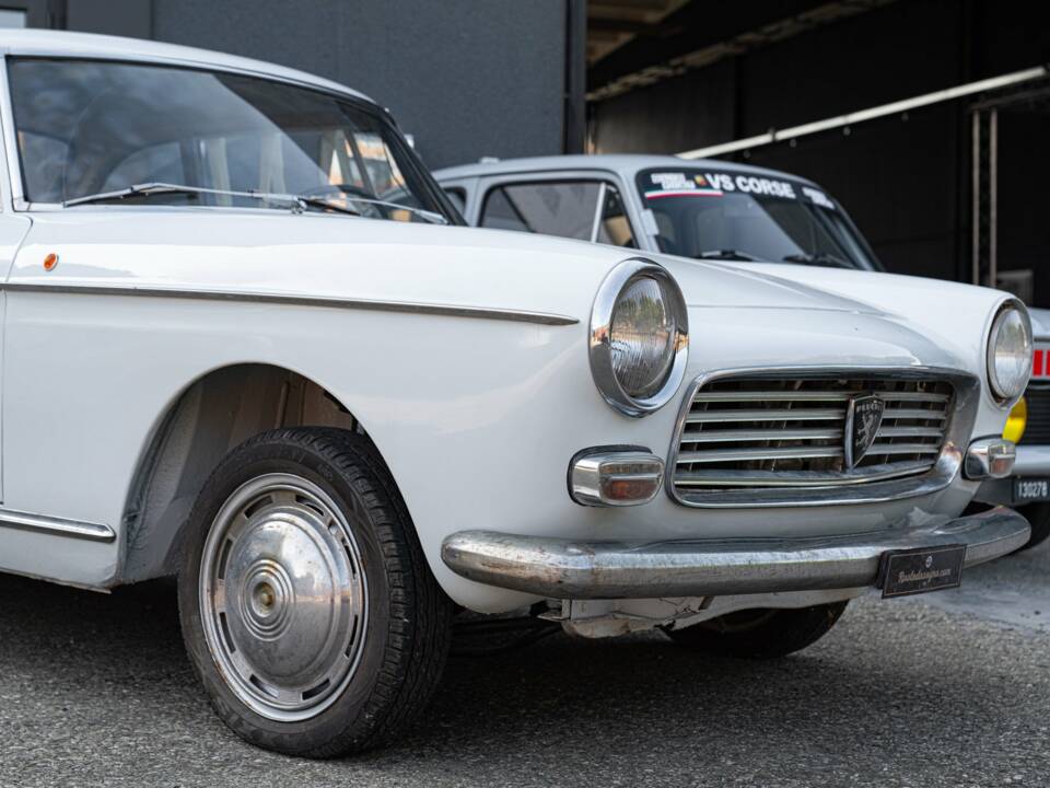 Image 12/29 of Peugeot 404 Coupé (1966)