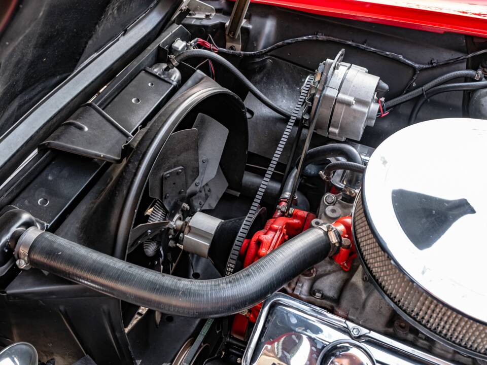 Image 55/64 of Chevrolet Corvette Sting Ray Convertible (1964)