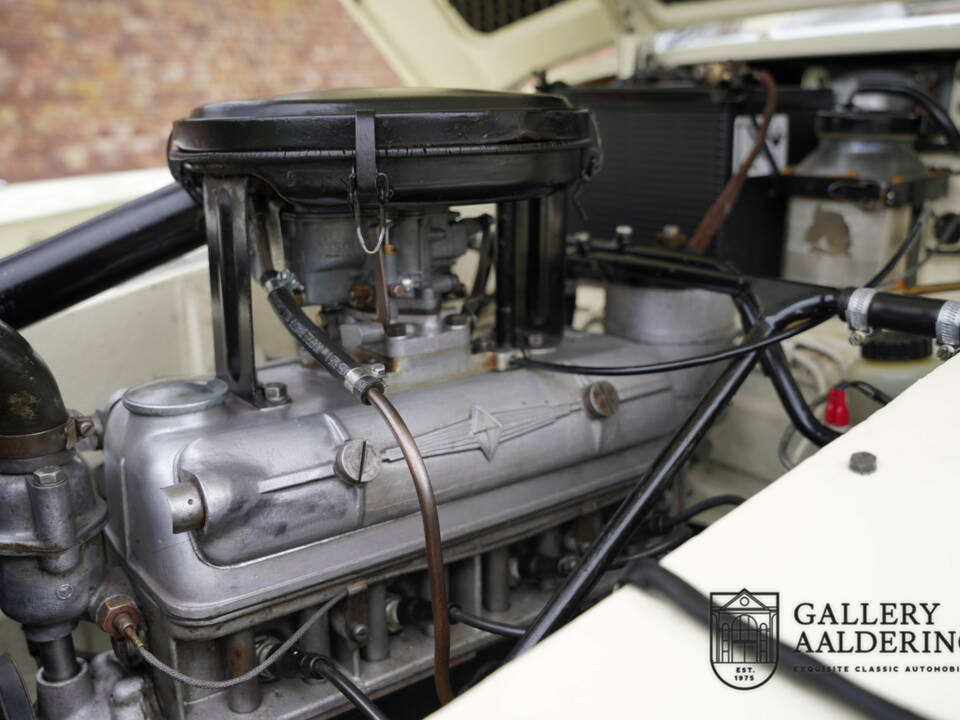 Image 11/50 of Borgward Isabella Coupe (1957)