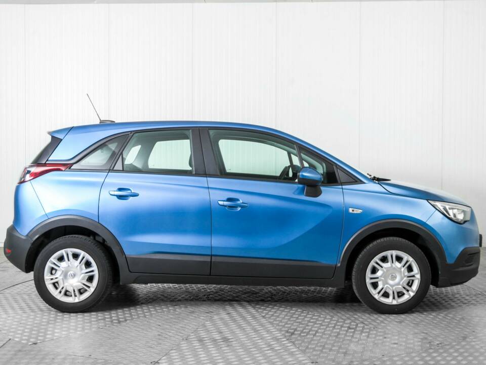 Image 10/50 de Opel Crossland X 1.2 Turbo (2020)